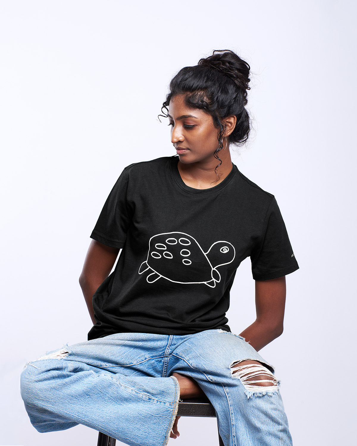 airgarb black round neck cotton tshirt tortoise printed kids drawn wearing medium size model