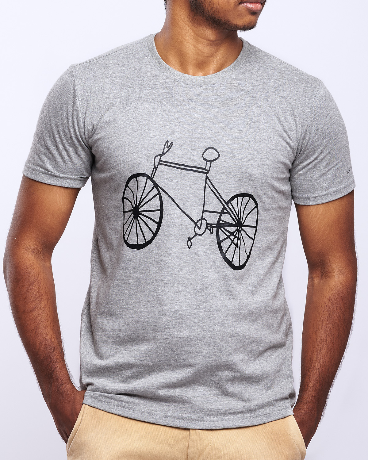 airgarb grey round neck cotton printed cycle wearing model large size