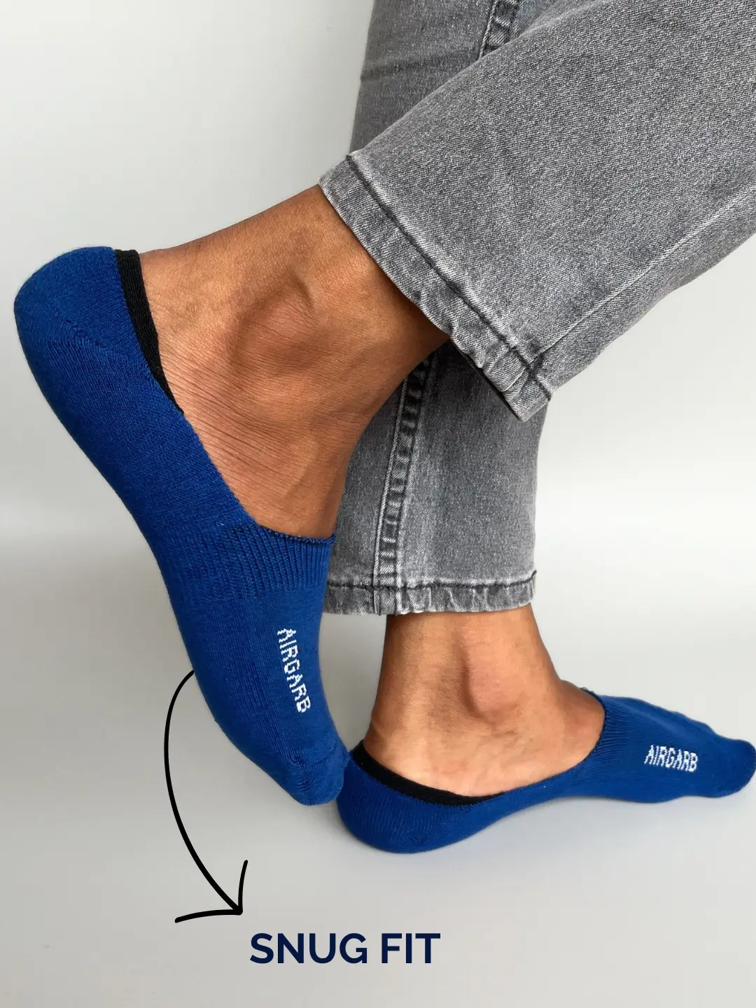 Soft and supportive low-cut loafer socks crafted from a premium cotton blend, designed for an invisible fit in shoes and loafers, providing cushioned comfort, breathability, and all-day freshness.