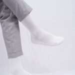 airgarb cotton comfort crew premium socks white men women leg model