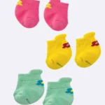 High-quality baby socks in a refined cotton blend, featuring a snug, comfortable fit. Cushioned for warmth, breathable for comfort, and durable for long wear.