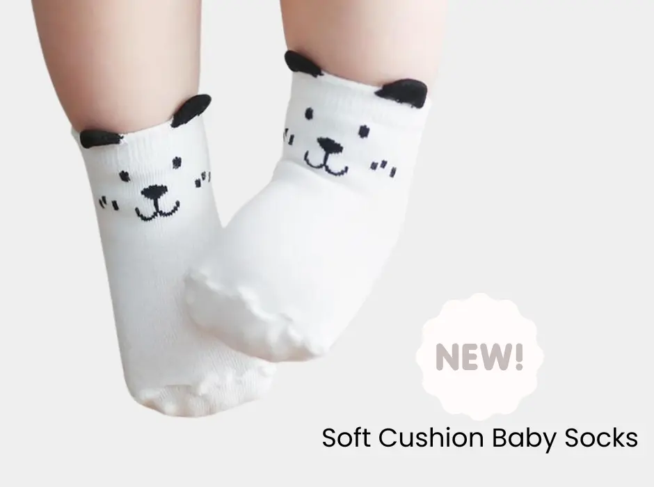 Super soft cotton socks for newborn babies (0-1 years) and toddlers (1-2 years). The socks are designed for comfort and gentle care, featuring a snug fit and soft material ideal for delicate skin