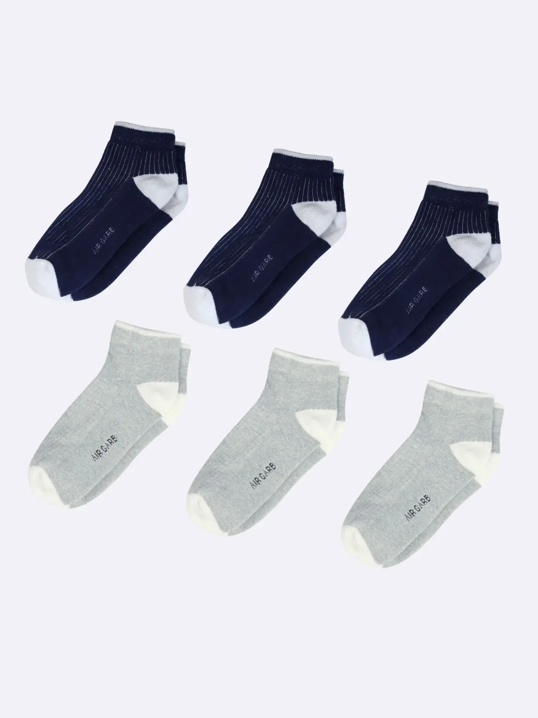 Ribbed low ankle socks offering a comfortable, breathable fit, perfect for running, sports, and everyday wear, ensuring all-day comfort.